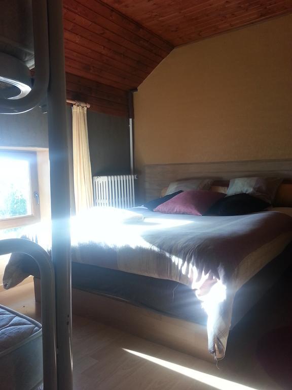 Auberge Au Bon Vivant Vesqueville Zimmer foto